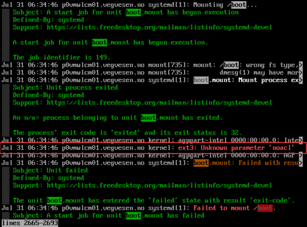 System log displaying an error related to mounting the /boot directory, indicating an unknown parameter 'noacl' during the boot process.